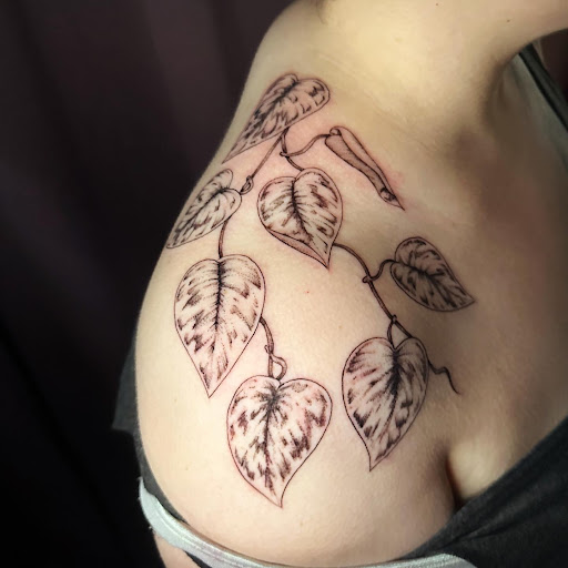 Explore mom and daughter tattoo ideas, creative tattoo ideas in Austin, available at Serenity Tattoo Studio