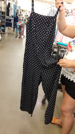 Clothing Store «Old Navy», reviews and photos, 2320 Daniels St, Manteca, CA 95337, USA