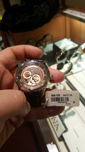 Shopping Mall «Chapel Hill Mall», reviews and photos, 2000 Brittain Rd, Akron, OH 44310, USA