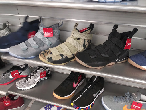 Sportswear Store «Champs Sports», reviews and photos, 200 S Broadway St, McAllen, TX 78501, USA