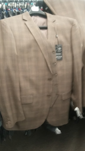 Clothing Store «K&G Fashion Superstore», reviews and photos, 22688 Michigan Ave, Dearborn, MI 48124, USA