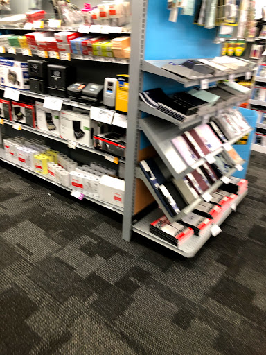 Office Supply Store «Staples», reviews and photos, 501 NJ-17, Paramus, NJ 07652, USA