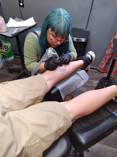 Explore minimal finger tattoos ideas, creative tattoo ideas in Sevierville, available at Hudsons House Of Ink