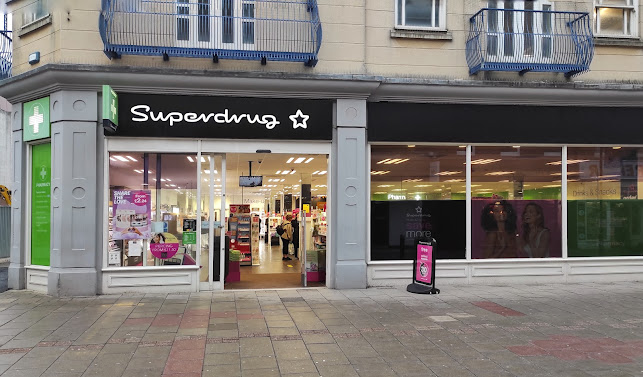 Comments and reviews of Superdrug