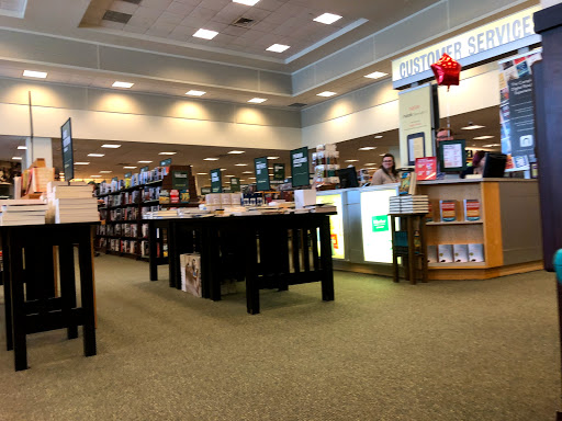 Book Store «Barnes & Noble», reviews and photos, 58 S 32nd St, Camp Hill, PA 17011, USA