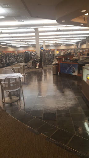 Gym «LA Fitness», reviews and photos, 455 Park Ave, Lindenhurst, NY 11757, USA