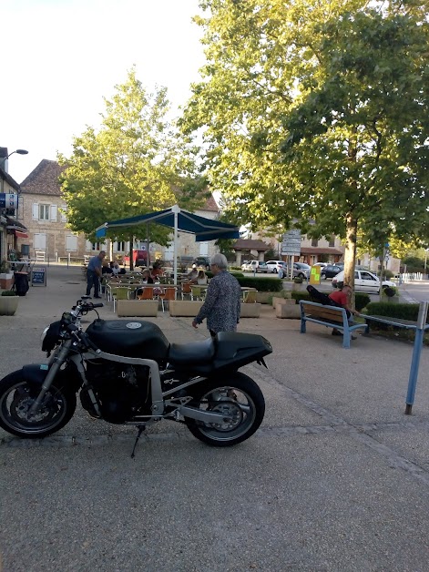 Café De La poste à Cœur-de-Causse (Lot 46)