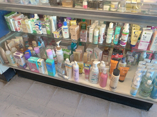 Thrift Store «Quality Thrift Store», reviews and photos, 5133 S Peoria Ave, Tulsa, OK 74105, USA