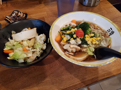 Kopan Sushi & Ramen