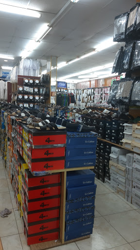 السعاده والقمه 