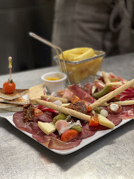 Photo n°53 de Le ZinG (Bar - Restaurant - Pizzeria) à Bourg-en-Bresse ()
