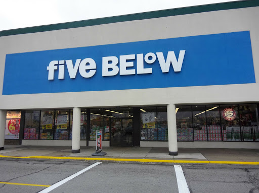 Variety Store «Five Below», reviews and photos, 4088 William Penn Hwy, Monroeville, PA 15146, USA