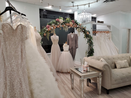 Bridal Shop «Le Bella Donna Bridal & Formal Shop», reviews and photos, 319 York Rd, Jenkintown, PA 19046, USA