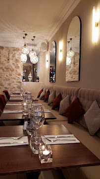 Atmosphère du Restaurant libanais Byblos by yahabibi 6 rue de France Nice - n°11
