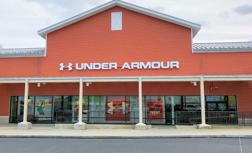 Under Armour Factory House, 35 S Willowdale Dr #207, Lancaster, PA 17602, USA, 
