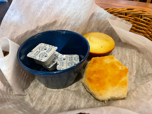 American Restaurant «Cracker Barrel Old Country Store», reviews and photos, 9380 19th Ln, Vero Beach, FL 32966, USA