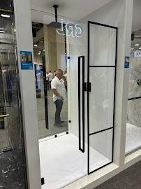 CRLaredo Glass