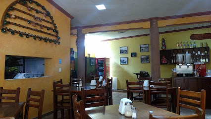 Restaurante La Escondida - Benito Juárez S/N, San Jose, 68200 Villa de Etla, Oax., Mexico