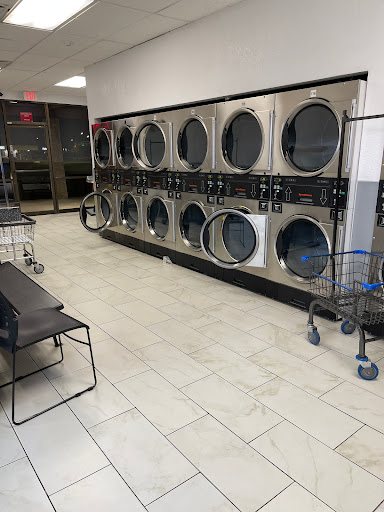 Laundromat «Elk Grove Launderland», reviews and photos, 8767 Elk Grove Blvd, Elk Grove, CA 95624, USA