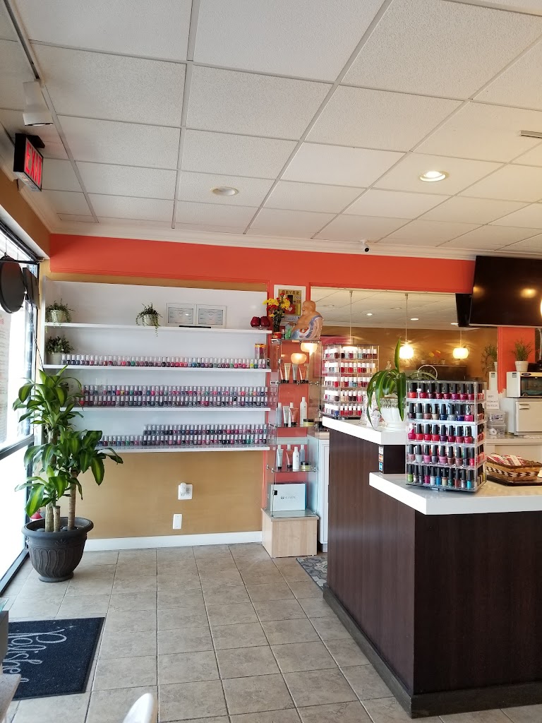 Majestic nails & spa 19040