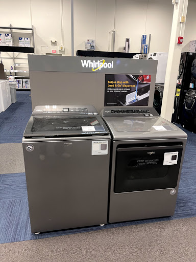 Electronics Store «Best Buy», reviews and photos, 44a Albany Turnpike, West Simsbury, CT 06092, USA