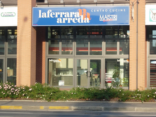 LA FERRARA ARREDA | Negozio di Arredamento su misura a Torino