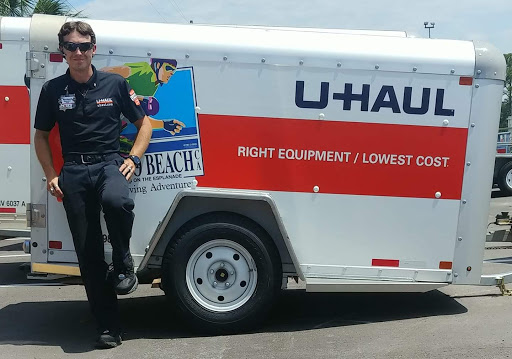 RV Storage Facility «U-Haul Moving & Storage at Gandy Blvd», reviews and photos, 3939 W Gandy Blvd, Tampa, FL 33611, USA