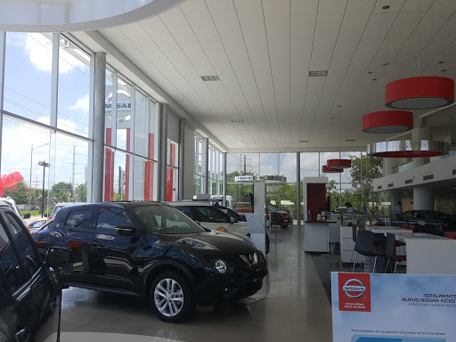 Nissan Norte