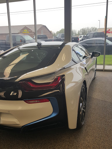 Car Dealer «Lucky Motors», reviews and photos, 225 W Roosevelt Rd, Villa Park, IL 60181, USA