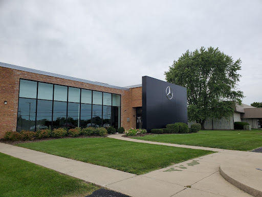 Used Car Dealer «Knauz North», reviews and photos, 2950 N Skokie Hwy, North Chicago, IL 60064, USA