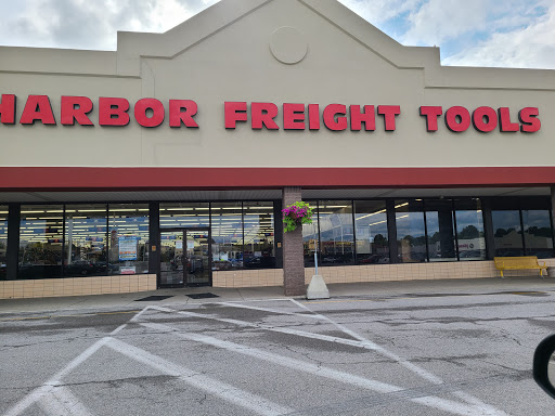 Hardware Store «Harbor Freight Tools», reviews and photos, 6000 Mahoning Ave STE 20, Austintown, OH 44515, USA