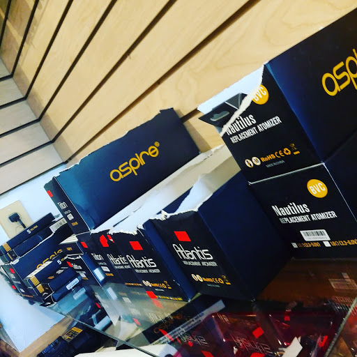 Vaporizer Store «Vape City Smoke Shop», reviews and photos, 406 Washington St, Holliston, MA 01746, USA