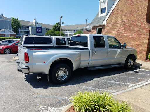 Used Car Dealer «Pre-Owned Car & Truck Liquidation Center», reviews and photos, 1510 S Military Hwy, Chesapeake, VA 23320, USA