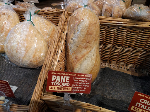 Grocery Store «The Fresh Market», reviews and photos, 11 Essington Dr, Hingham, MA 02043, USA