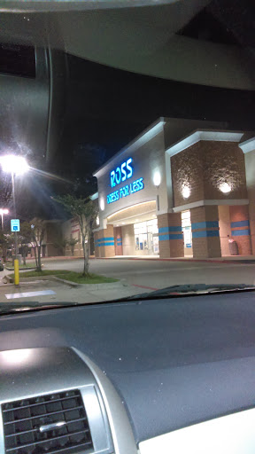 Clothing Store «Ross Dress for Less», reviews and photos, 1443 Dallas Hwy, Waxahachie, TX 75165, USA