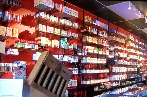 Vaporizer Store «ISmoke East Orlando - Vape & Smoke Shop», reviews and photos, 114 S Semoran Blvd #2, Winter Park, FL 32792, USA