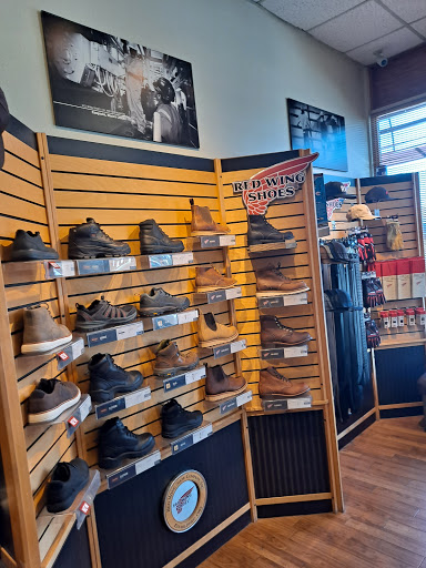 Shoe Store «Red Wing», reviews and photos, 1911 W Broadway Rd #22, Mesa, AZ 85202, USA