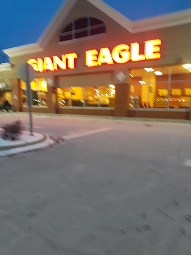 Supermarket «Giant Eagle Supermarket», reviews and photos, 870 N Court St, Medina, OH 44256, USA