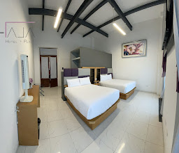 ALHAJA Hotel + Plaza photo