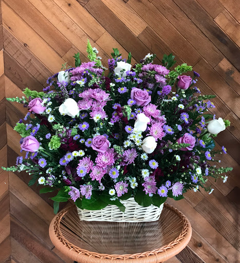 Florist «B&B Flowers and Balloons», reviews and photos, 623 S Pacific Ave, San Pedro, CA 90731, USA