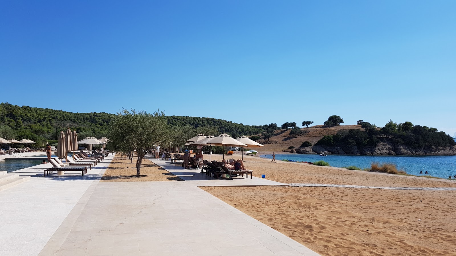 Paralia Korakia'in fotoğrafı otel alanı