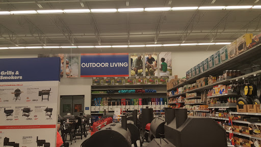 Sporting Goods Store «Academy Sports + Outdoors», reviews and photos, 130 S Hampton Pl, Clarksville, TN 37040, USA