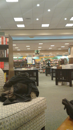 Book Store «Barnes & Noble Bookstores», reviews and photos, 2325 S Stemmons Fwy #401, Lewisville, TX 75067, USA