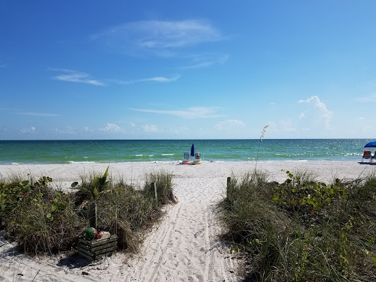 Sanibel beach