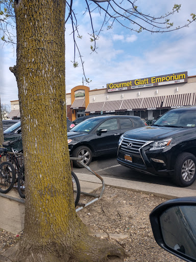 Grocery Store «Gourmet Glatt Kosher Meat Market», reviews and photos, 137 Spruce St, Cedarhurst, NY 11516, USA