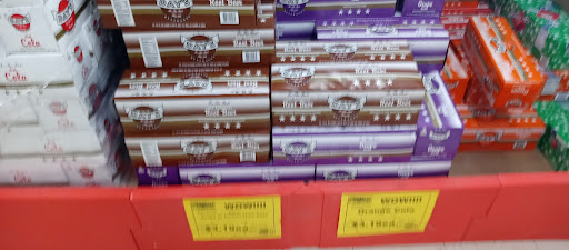 Supermarket «United Grocery Outlet», reviews and photos, 117 SE Broad St, Murfreesboro, TN 37130, USA