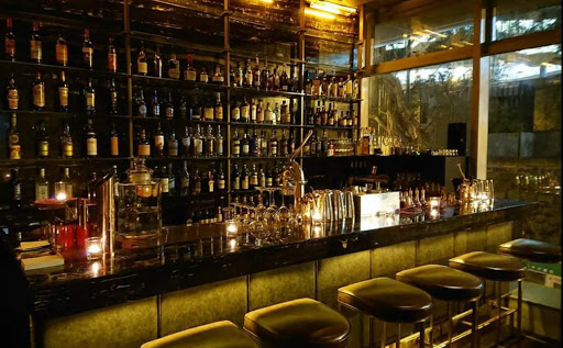 The Wilshire Bar