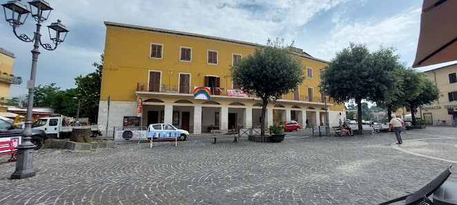 IIS Ceccano - sede ITE di Ceprano Piazza Martiri Via Fani, 3, 03024 Ceprano FR, Italia