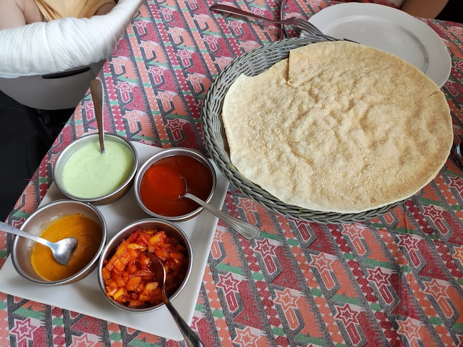 Gurkha Durbar restaurante nepalí