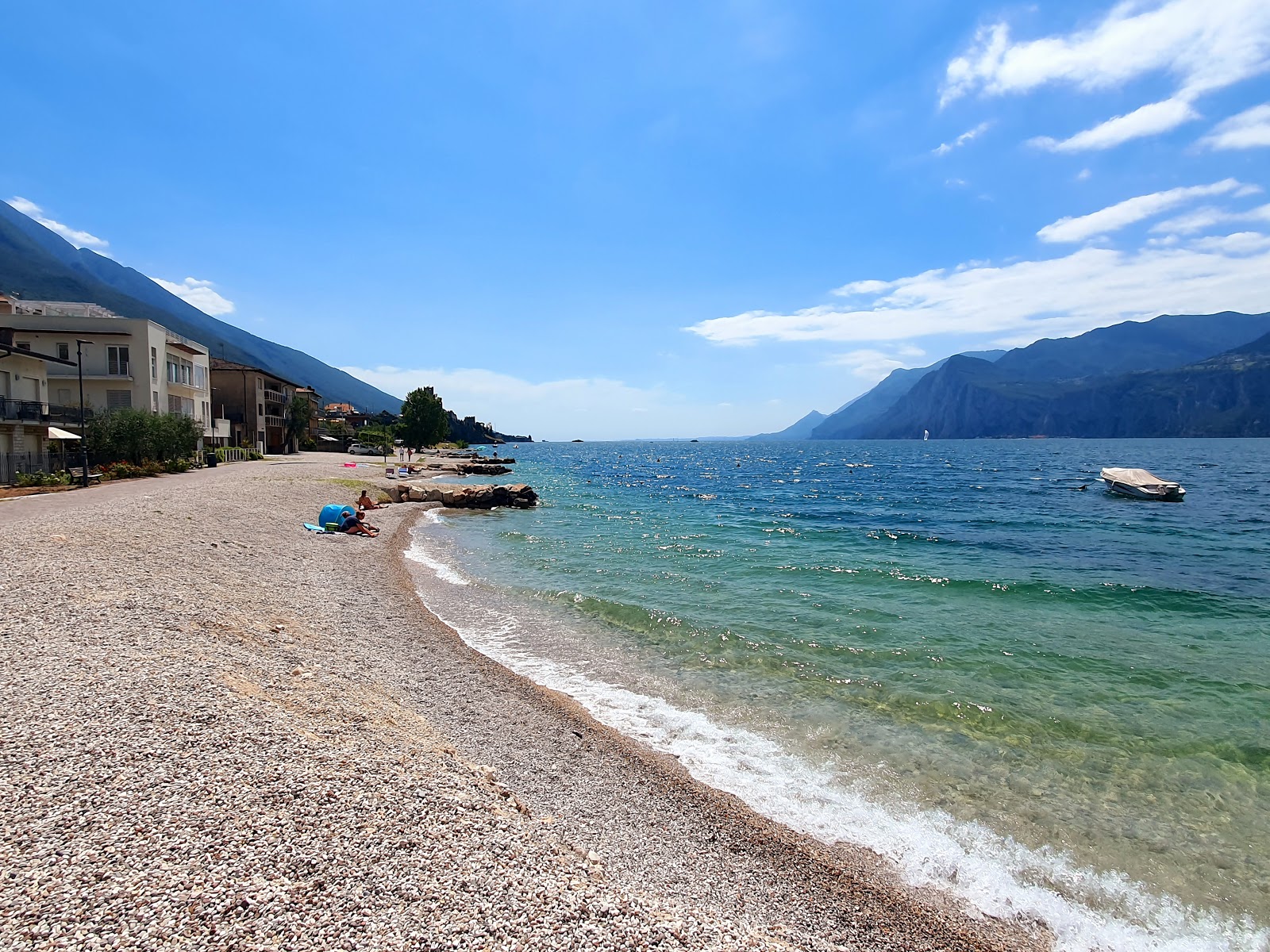 Spiaggia Lungolago'in fotoğrafı imkanlar alanı